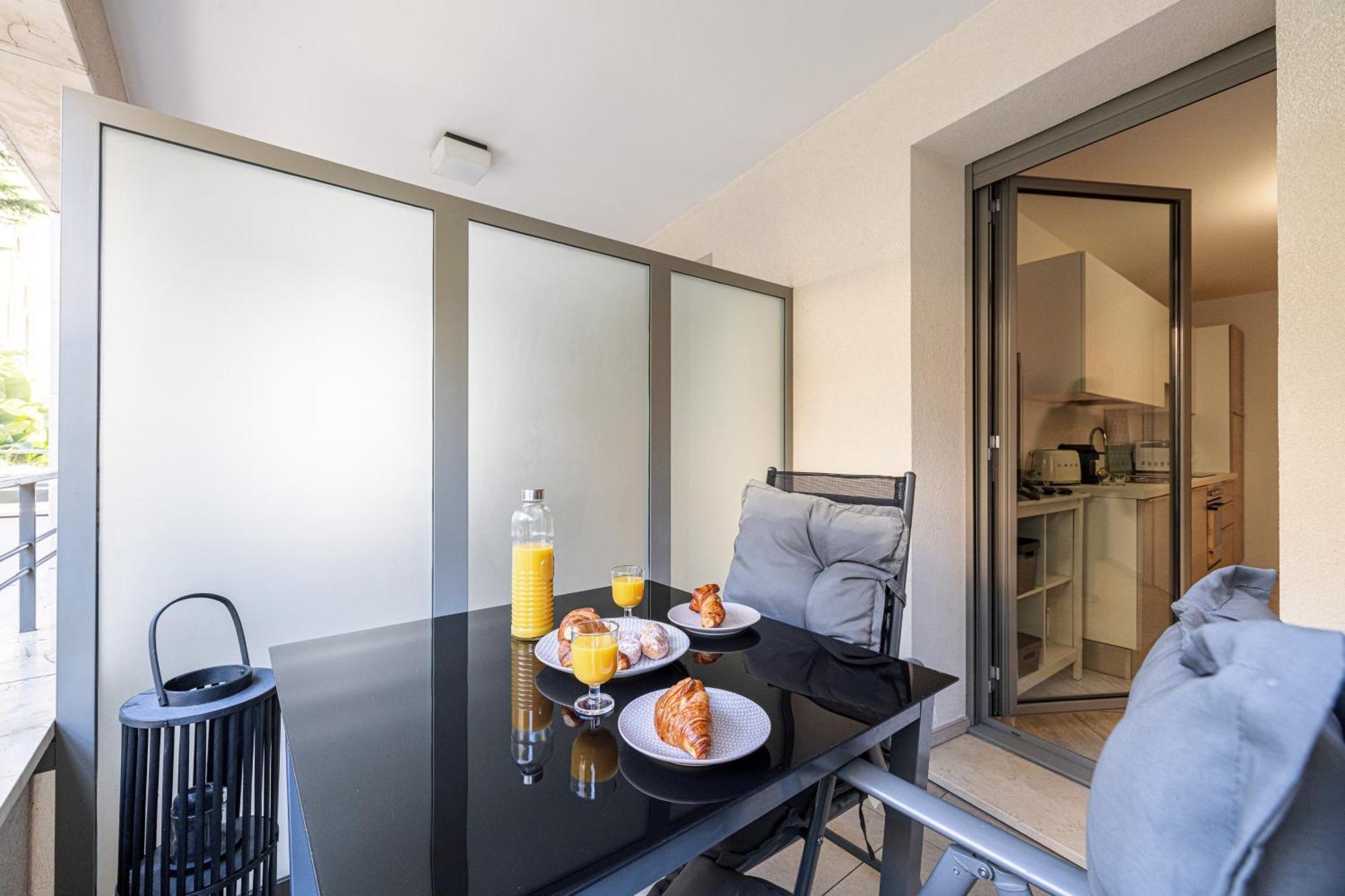 Studio Centre Terrasse Climatisation 50M Plage Menton Bagian luar foto