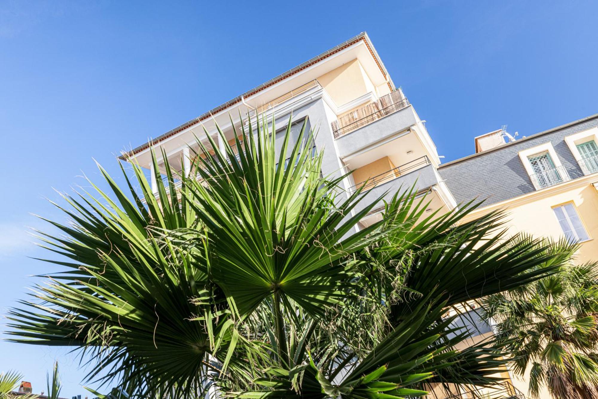 Studio Centre Terrasse Climatisation 50M Plage Menton Bagian luar foto